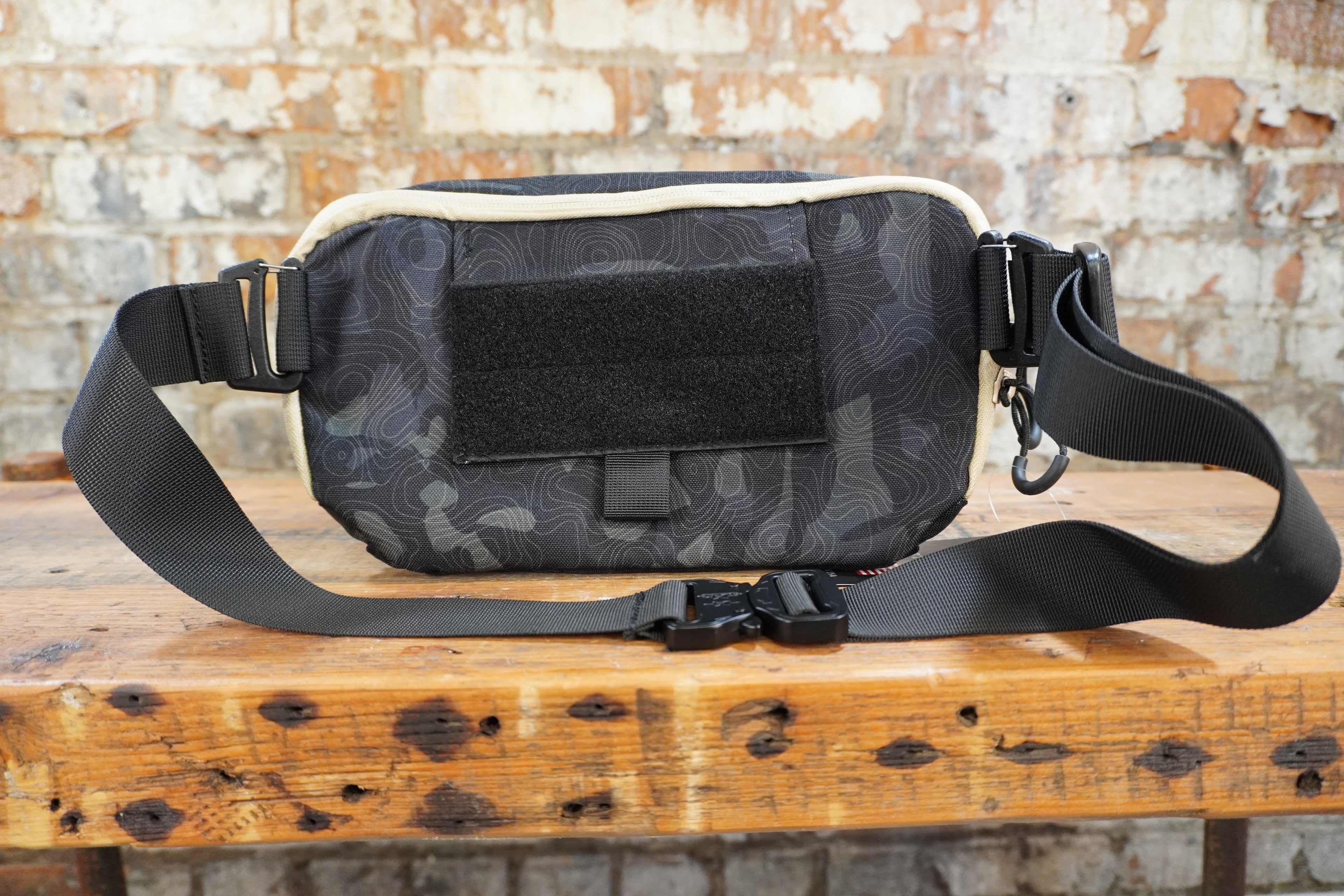 Topo Camo Sling Bag